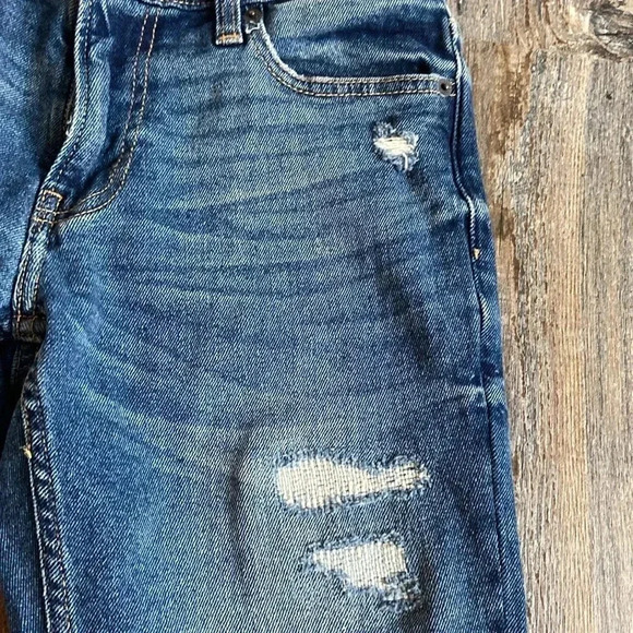 Hollister | Crop Skinny Jeans - Picture 5 of 9